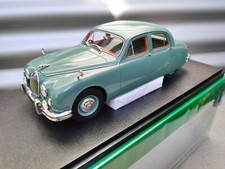 Modellino cult scala 1:18