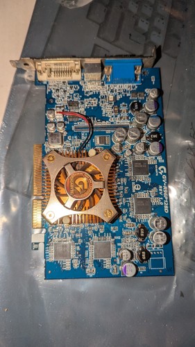 Gigabyte ati radeon 9600 - radeon,
