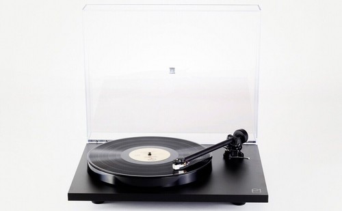 Rega planar black - black, 2021