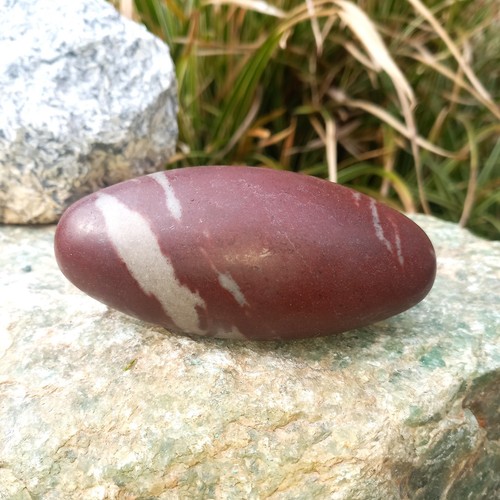 Shiva lingam narmada fiume - lingam,