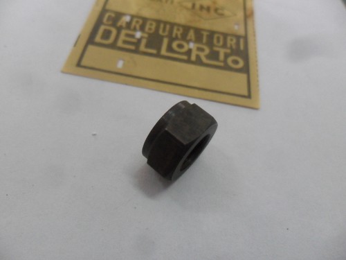 Dado fissaggio carburatore - fissaggio,