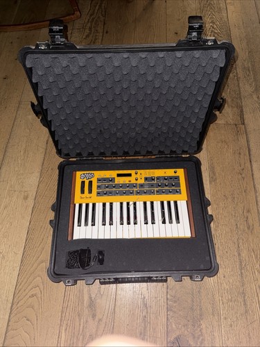 Dave smith instruments - smith,