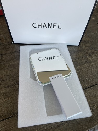 Chanel vip gift - chanel,