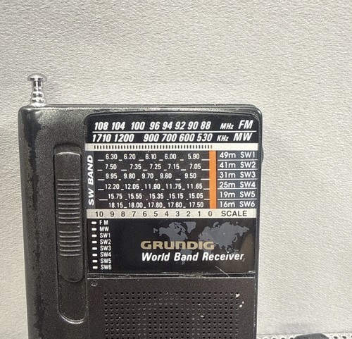 Grundig mini world - mini, band