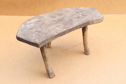 Sgabello vintage antico