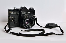Zenit TTL fotocamera reflex