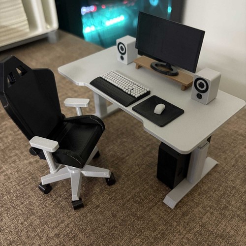 Set computer miniatura casa