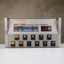Roland GR-700 Analog Guitar