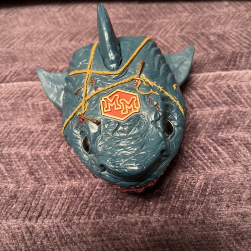 Mighty max shark jaws - mighty, doom