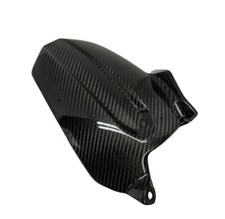 PARAFANGO POSTERIORE CARBONIO TRIUMPH SPEED TRIPLE 1200 RS RR