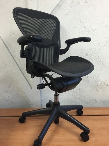 Black herman miller aeron - miller,