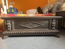 Antica Cassapanca Baule In Legno Con intagli Da Restaurare