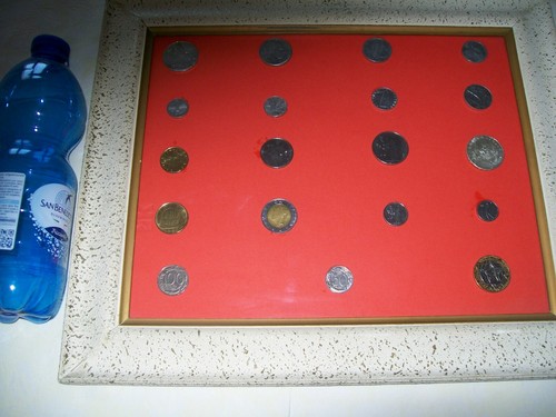 Quadro di monete - #,