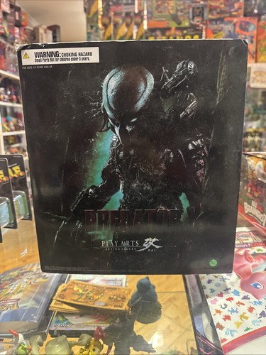 Predator play arts kai - arts,