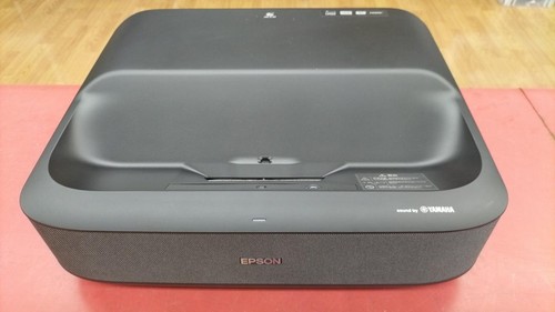 Epson ls300b pro uhd - epson, ust