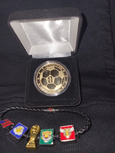 Fifa gold coin mex can - fifa, vs
