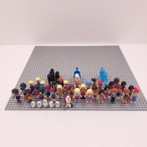 Lego friends minifigure - friends, 30+