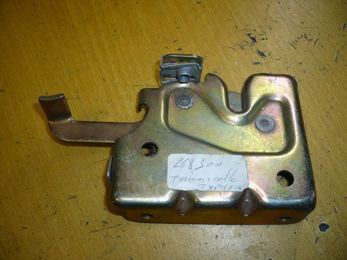 Ouverture selle piaggio - ouverture,