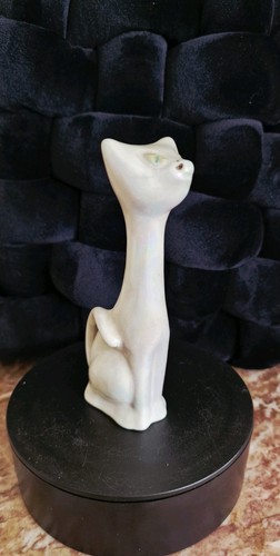 Austrian midcentury white - ,