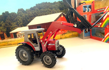 BRITAINS. ERTL.1:32. FATTORIA