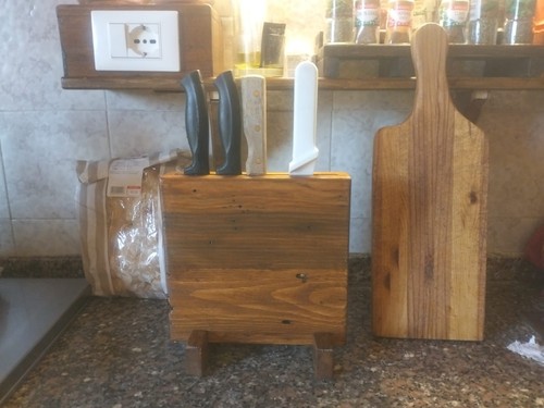 Ceppo portacoltelli legno - in,