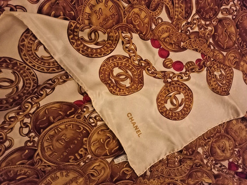 étole carré soie chanel - Étole,