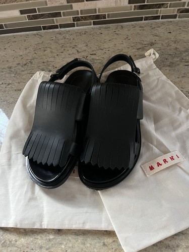 Marni fussbett frange sandalo - marni,