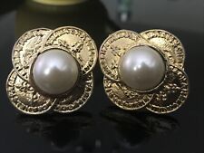 orecchini chanel vintage. Oro