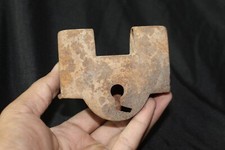 Lucchetto in metallo usurato -