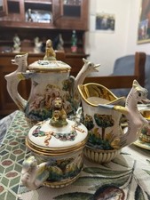 Prestigioso Set Da 12 tazzine In ceramica Capodimonte!