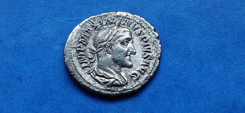 Maximinus trax denaro 235 - i,