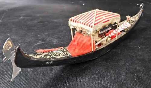 Gondola veneziana italiana