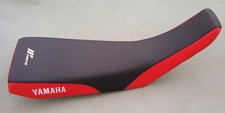 HOUSSE DE SELLE noire et rouge