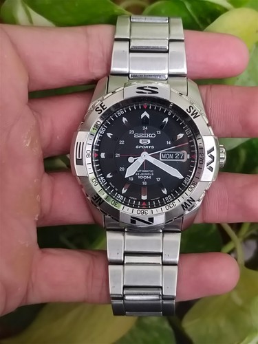Seiko sports 7s36 04m0 - 5, 7s36-04m0