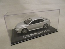 VOITURE 1/43 ALFA ROMEO GT 3.2 V6 - IXO ALTAYA