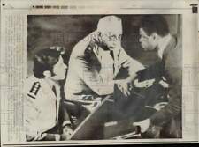 1974 Foto Stampa Gen. Siriano Adnan Tayara rifiuta di accettare documenti a Ginevra