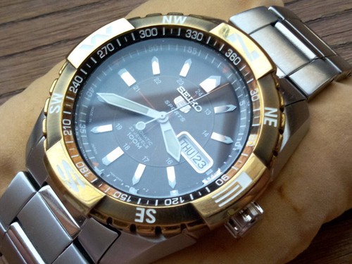 Eccellente seiko 5 - is,