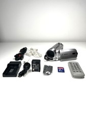 VIDEOCAMERA CANON FS100 + BATTERIA SD CARICATORE (da Controllare)