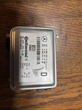 Infiniti Q30 Front Windshield