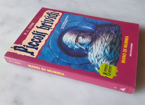 Piccoli brividi mano di - piccoli,