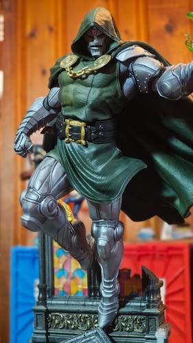 Statua doom fantastici - statua, dr