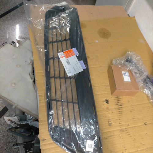 531120d210 griglia paraurti - griglia,