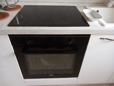 cucina artigianale completa di elettrodomestici usata