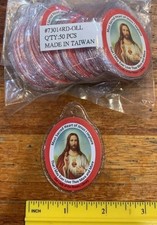 Lotto 50 Distintivi Sacro