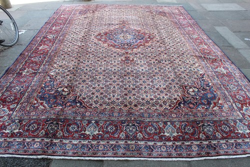 Tappeto grande vintage fatto - , a