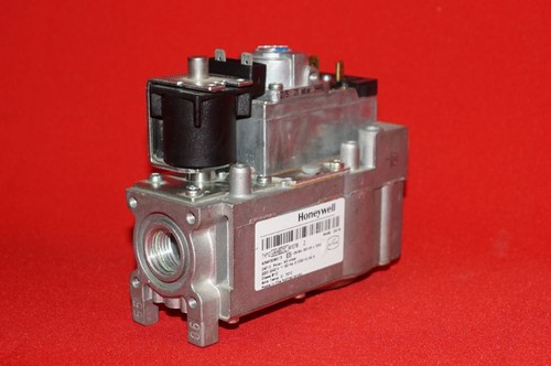 Regolatore combinato gas