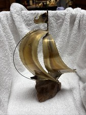 The Metal Man barca a vela