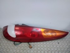 12877 Fanale fanalino stop post dx Nissan Almera Tino dal 1998 al 2006 cod 26550