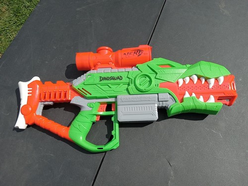 Pistola per freccette nerf - pistola,