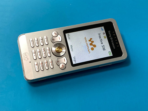 Sony ericsson w302 walkman - ericsson,